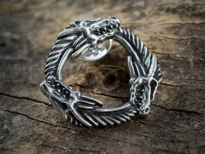 Daenerys’ Council Brooch