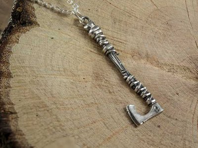 VIKING AXE pendant